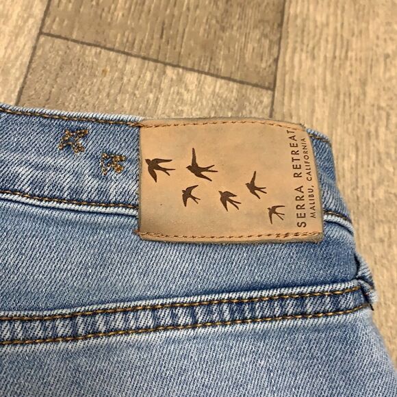 Womens Serra Retreat By Josie Rucker High Rise Crop Girlfriend Distressed Jeans - Picture 8 of 8